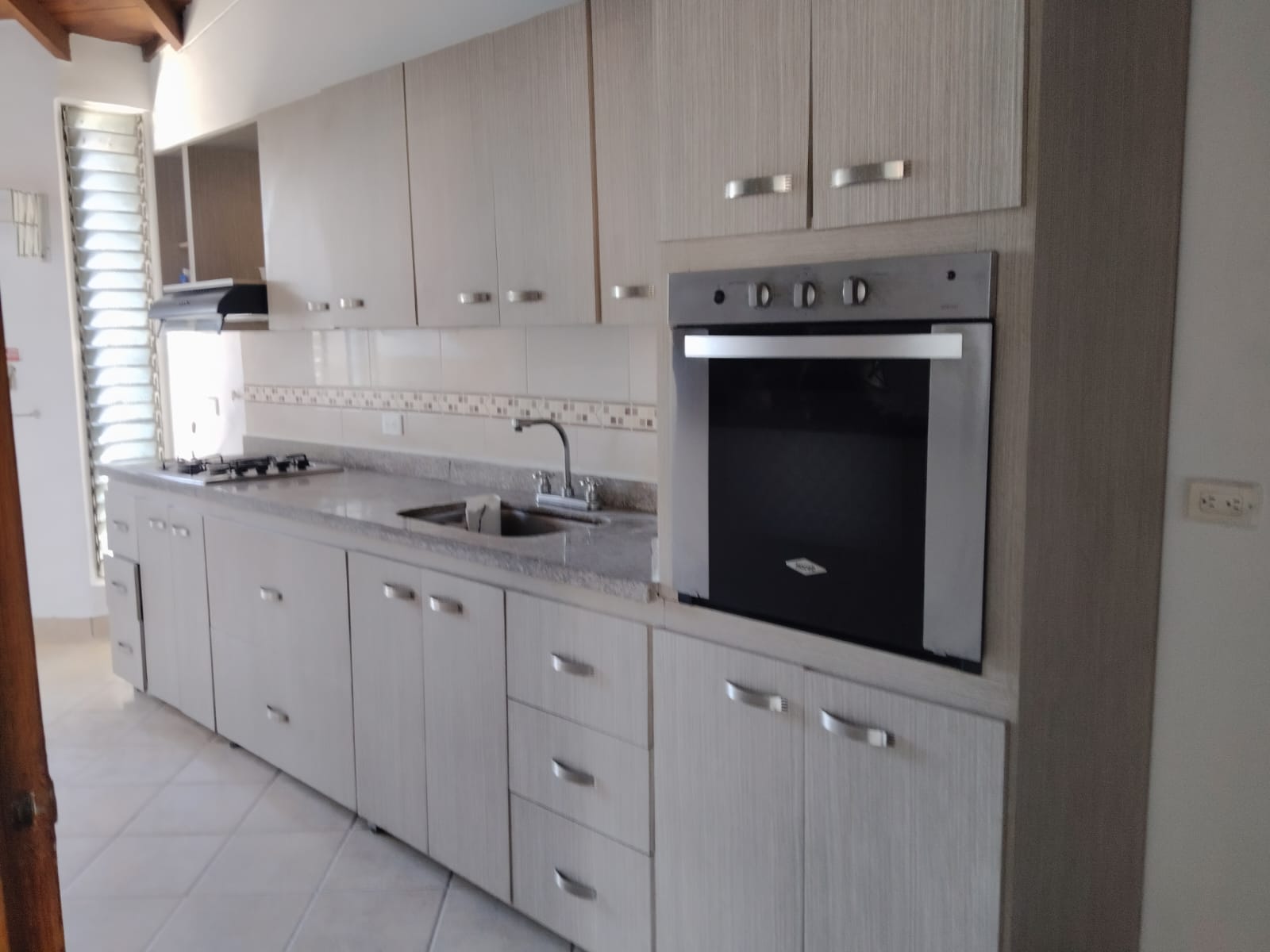 APARTAMENTO EN ARRIENDO EN LAURELES COD  10784  - Foto 1