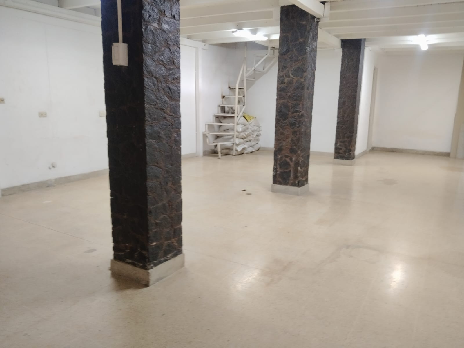 LOCAL EN ARRIENDO EN LA CANDELARIA  COD 10834  - Foto 1