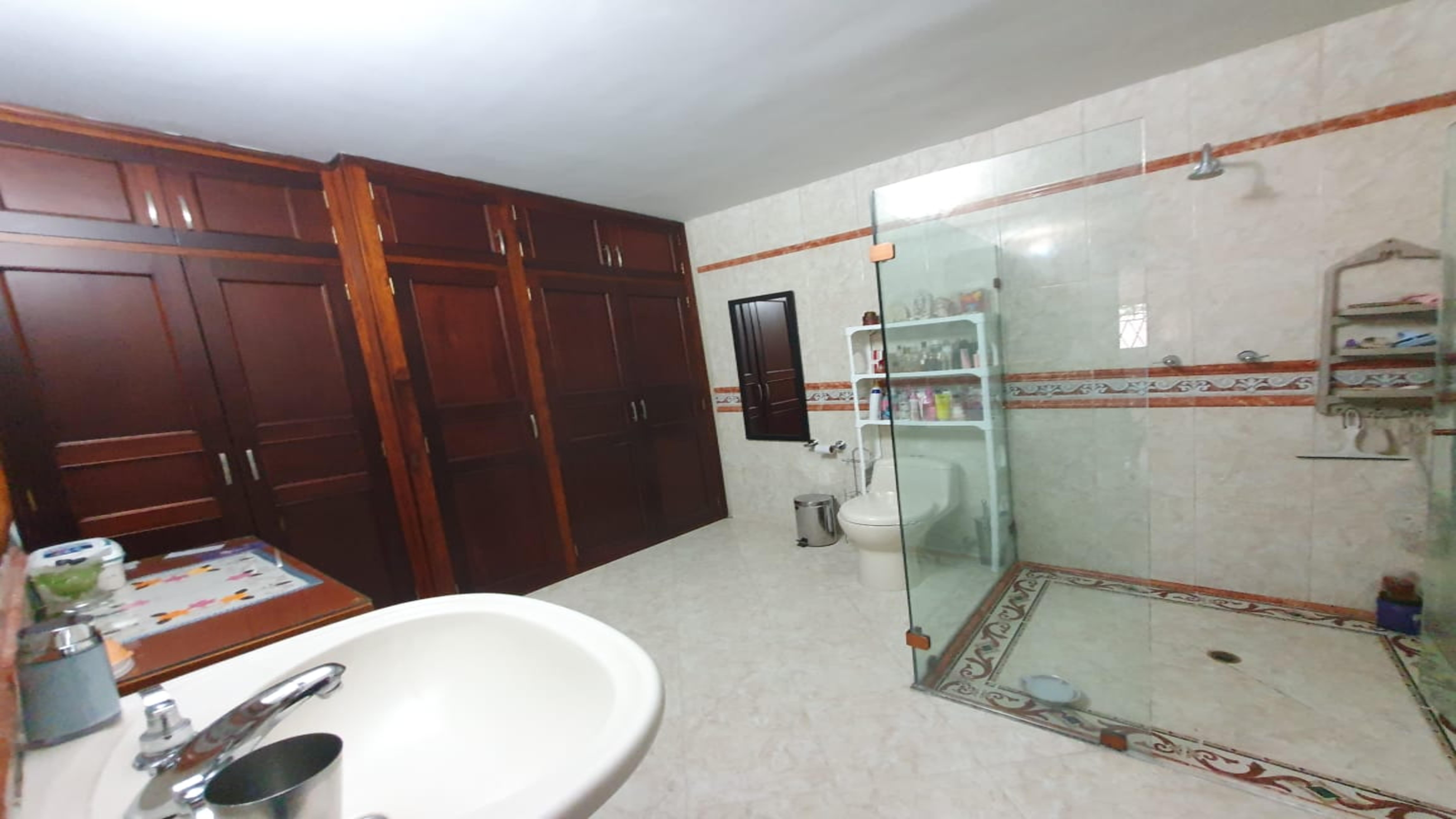 CASA-LOTE EN VENTA LA CANDELARIA COD 9673 - Foto 13