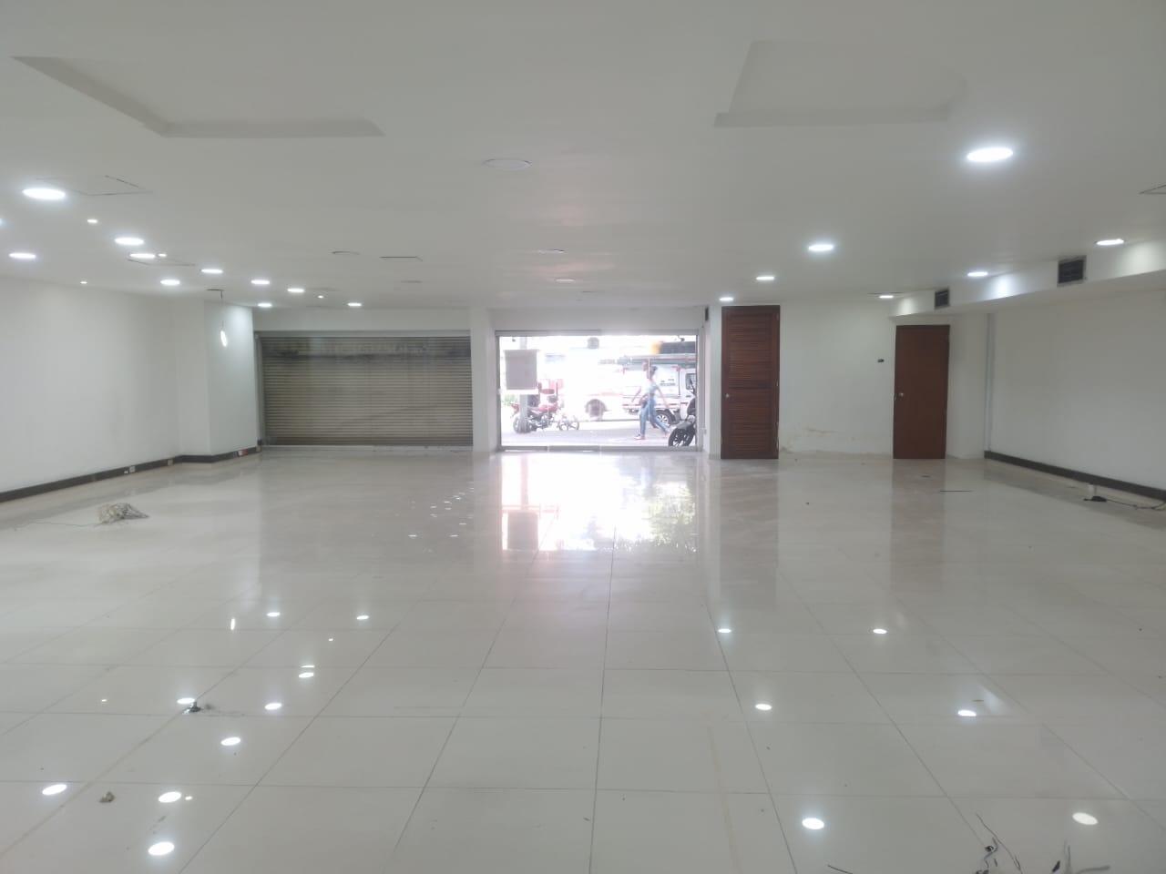 LOCAL EN ARRIENDO LA CANDELARIA COD 10121 - Foto 2
