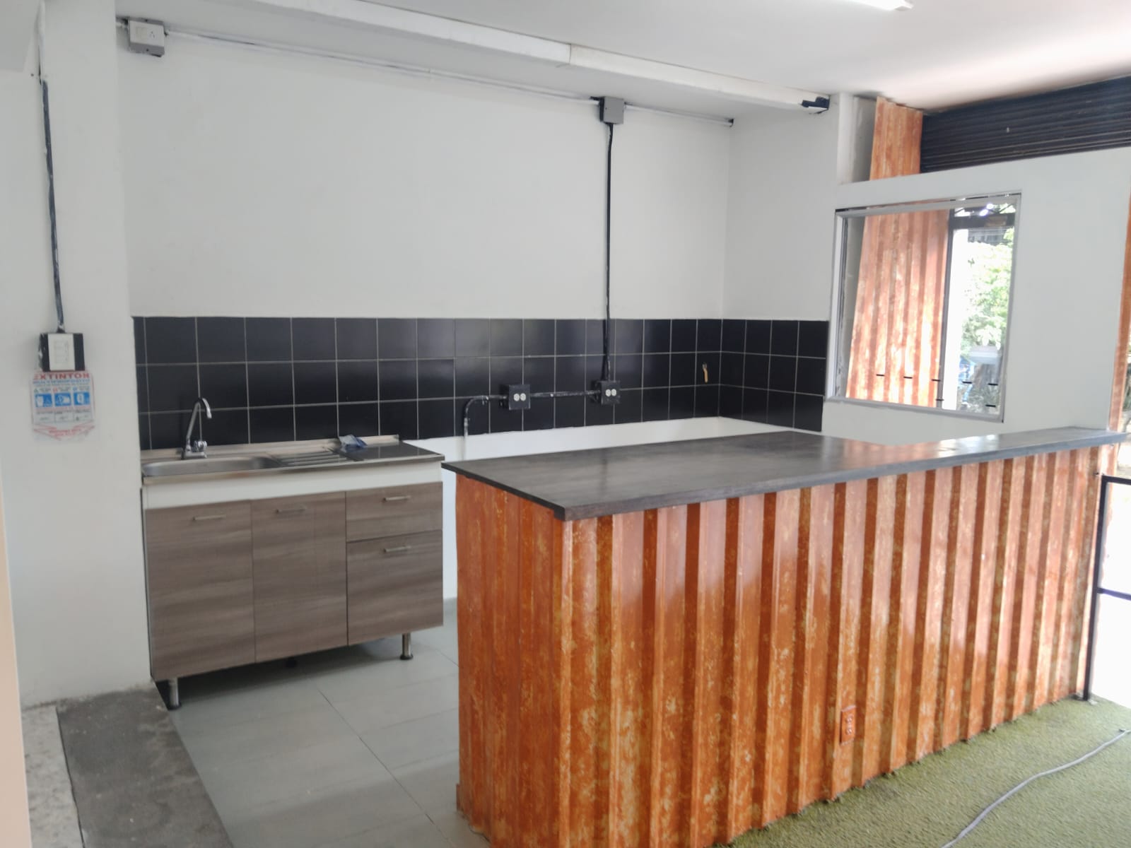 LOCAL EN ARRIENDO EN LAURELES-ESTADIO COD 10833 - Foto 2