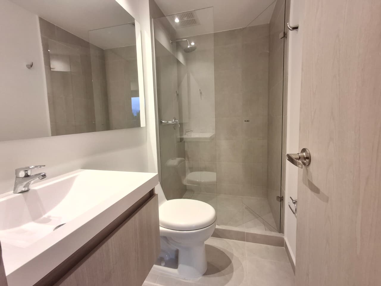 EXCELENTE APARTAESTUDIO PARA ARRIENDO EN ENVIGADO COD 10925 - Foto 23