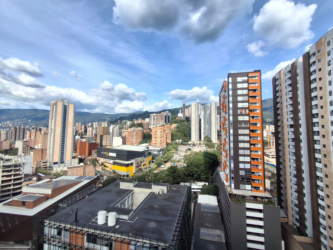 APARTAMENTO EN ARRIENDO EN SABANETA COD 10723 - Foto 13