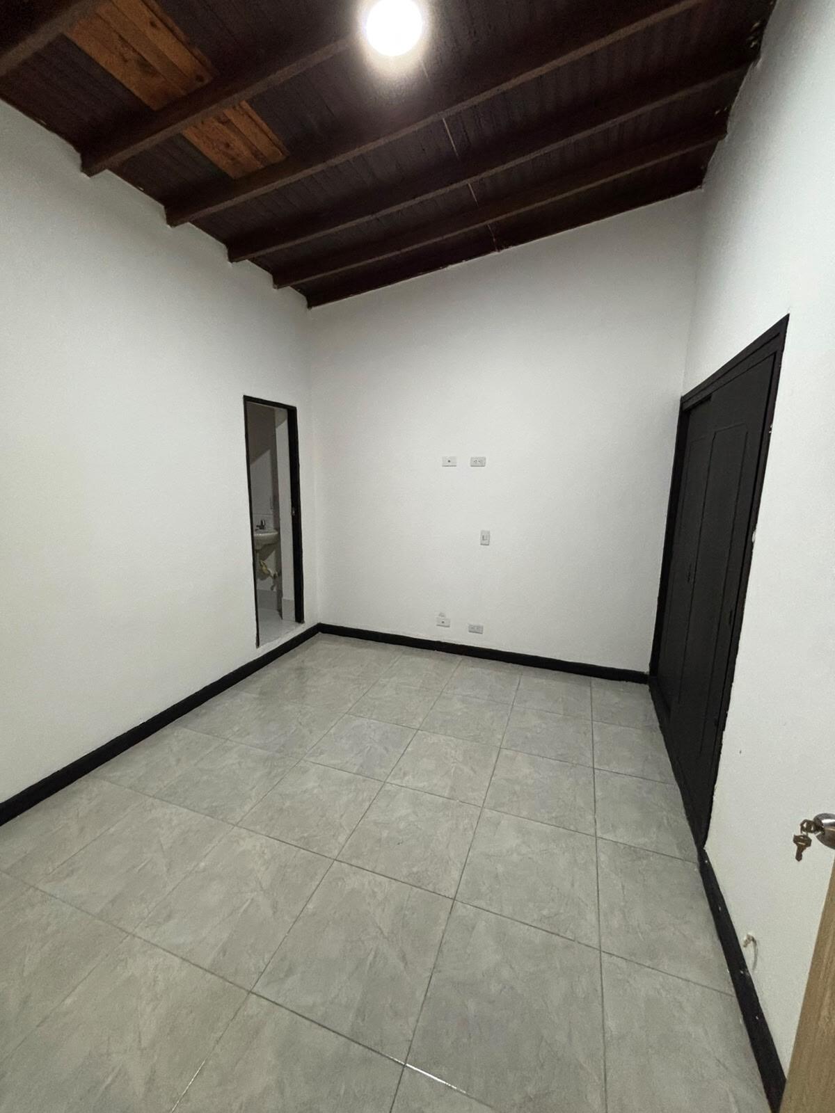 CASA EN ARRIENDO EN LOS COLORES COD 10777 - Foto 7