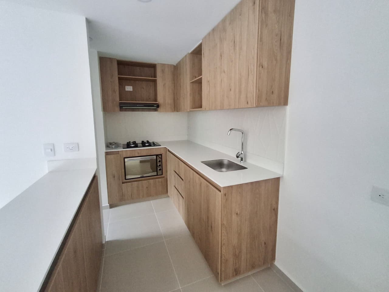 APARTAMENTO EN ARRIENDO ENVIGADO COD 10916 - Foto 2