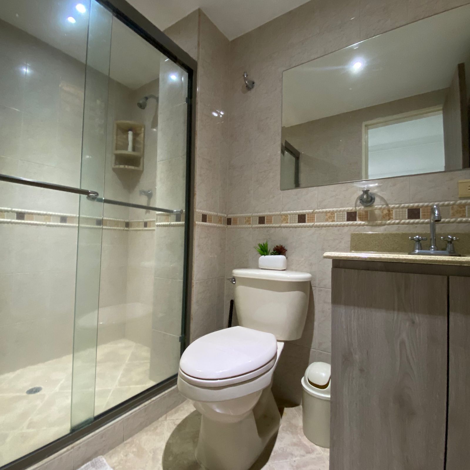APARTAMENTO  EN VENTA EN LAURELES NOGAL COD 9900 - Foto 13