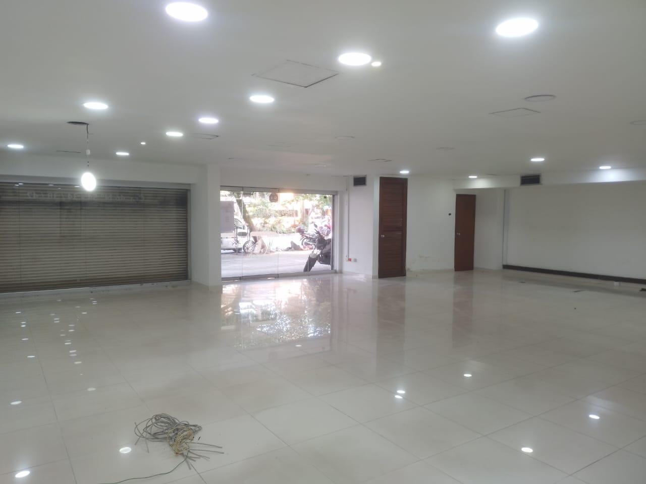 LOCAL EN ARRIENDO LA CANDELARIA COD 10121 - Foto 4