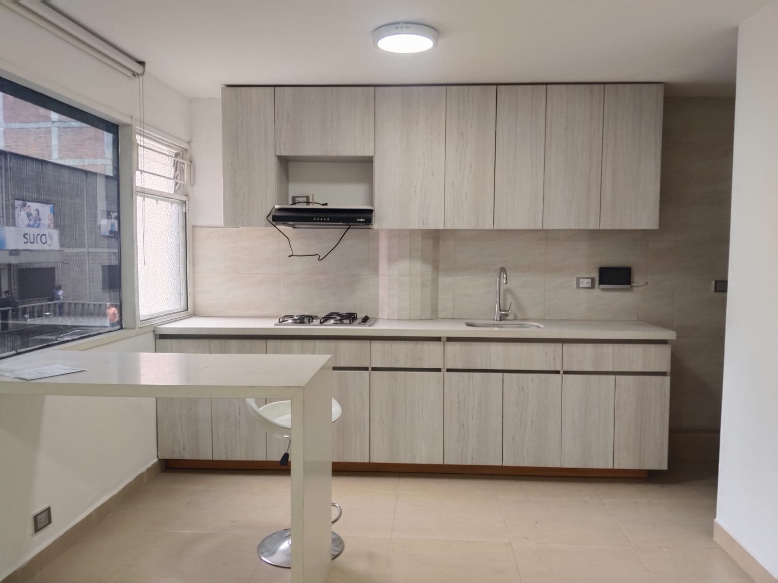 APARTAESTUDIO EN ARRIENDO LA CANDELARIA COD 9379