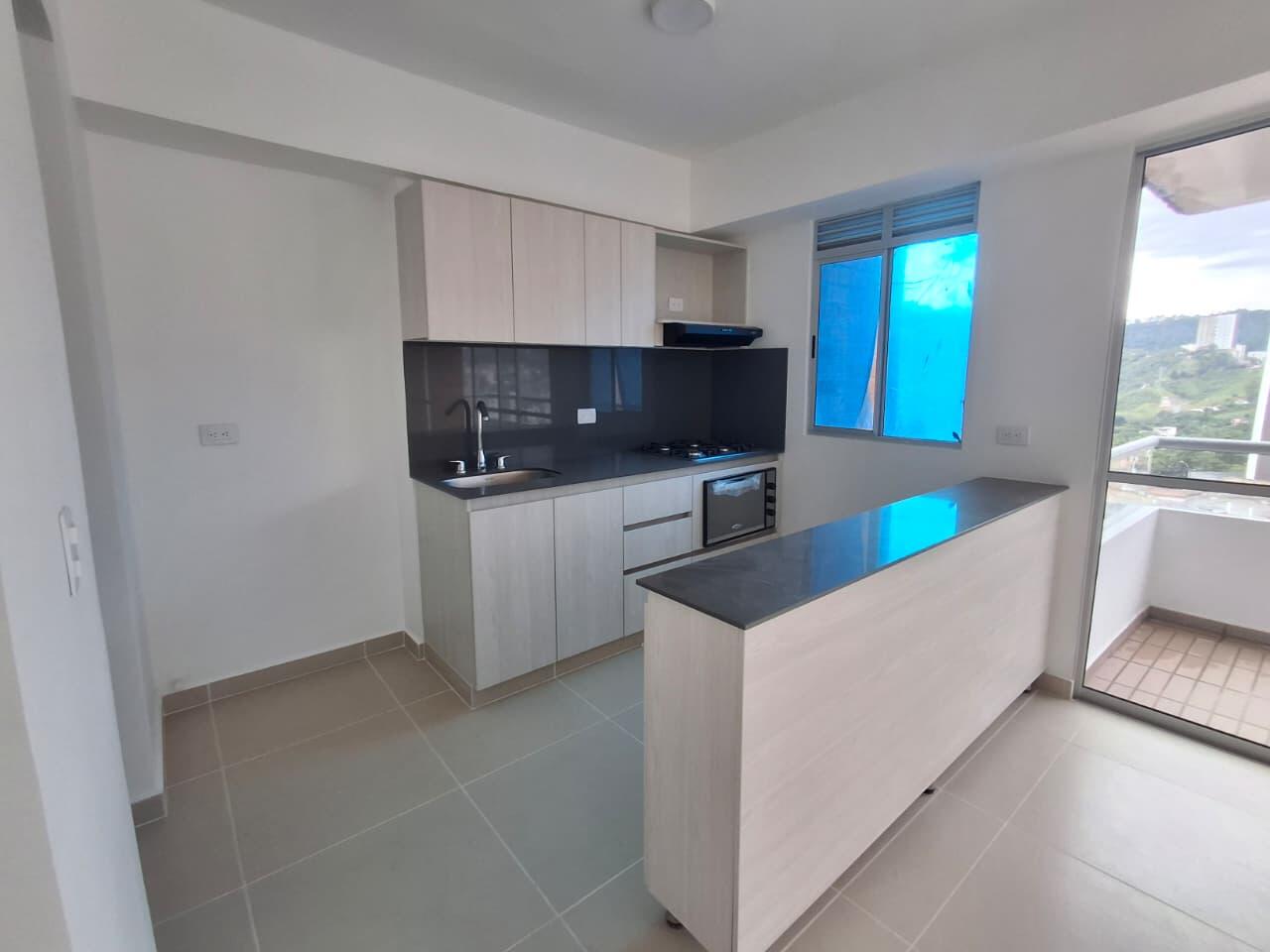 APARTAMENTO EN ARRIENDO EN SABANETA COD 10639