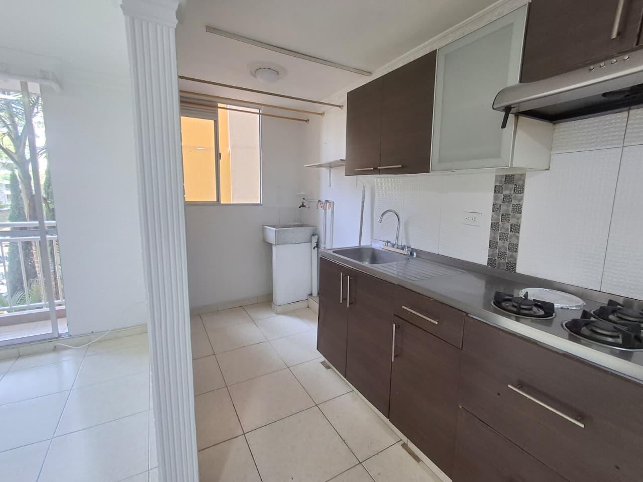 APARTAMENTO EN ARRIENDO EN ENVIGADO COD 10859 - Foto 2