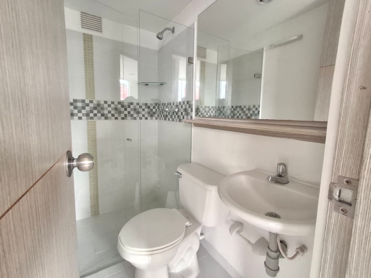 APARTAMENTO EN ARRIENDO SAN ANTONIO DE PRADO COD 10915 - Foto 19