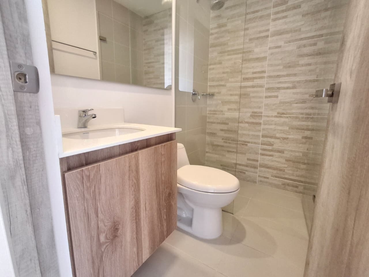 APARTAMENTO EN ARRIENDO EN MEDELLIN COD 10733 - Foto 10