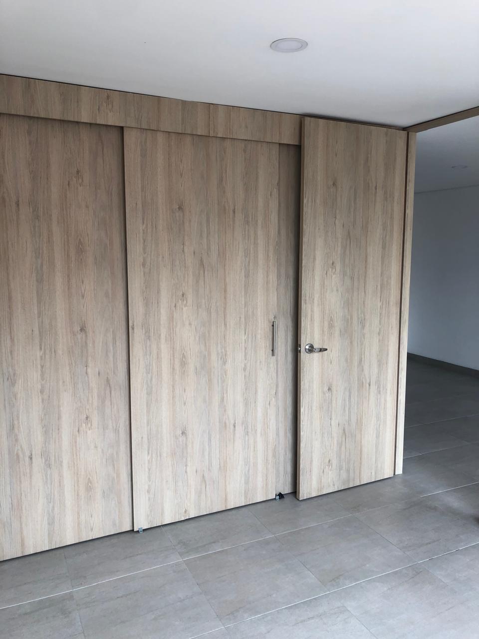 APARTAESTUDIO  EN ARRIENDO LAURELES NOGAL COD 10739 - Foto 9