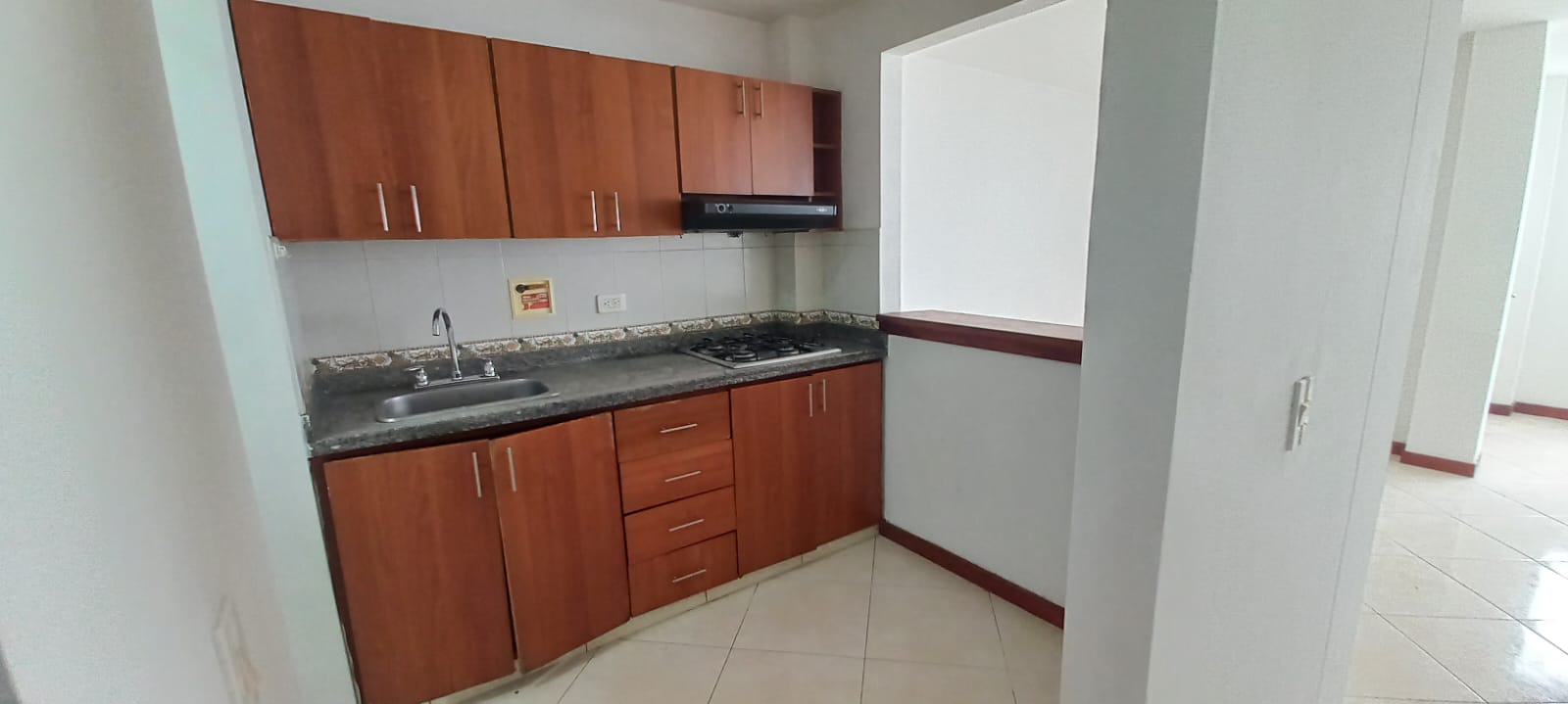 APARTAMENTO EN ARRIENDO EN ROBLEDO COD 7460 - Foto 2