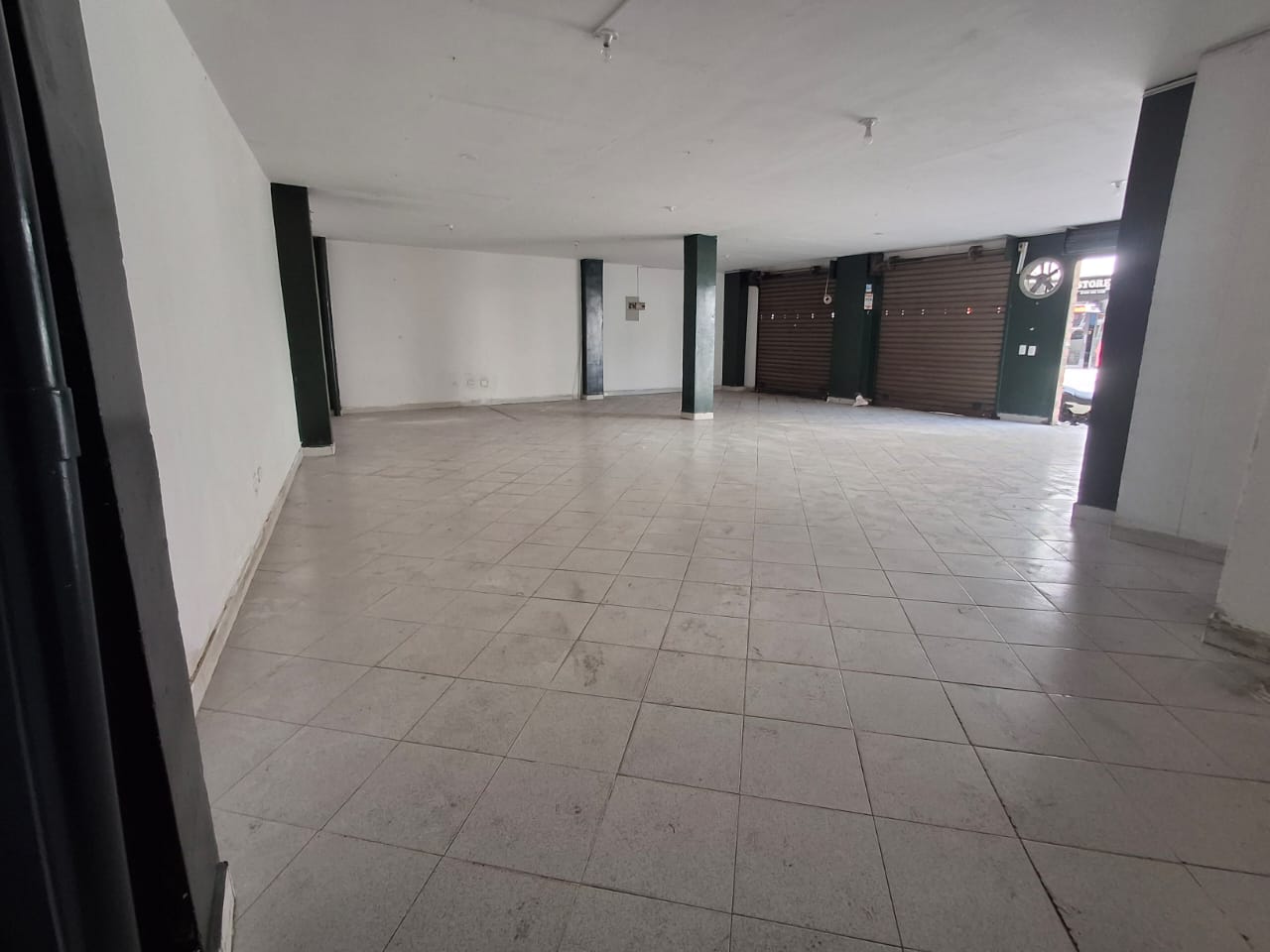 LOCAL EN ARRIENDO EN ITAGUI COD 9579