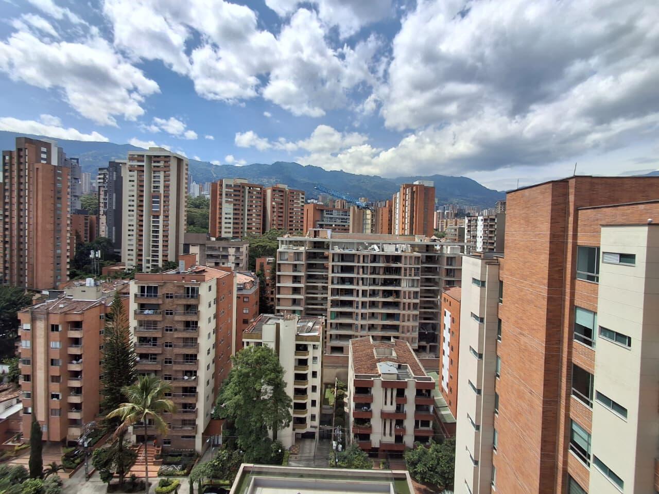 APARTAMENTO EN ARRIENDO EN ENVIGADO COD 10640 - Foto 12