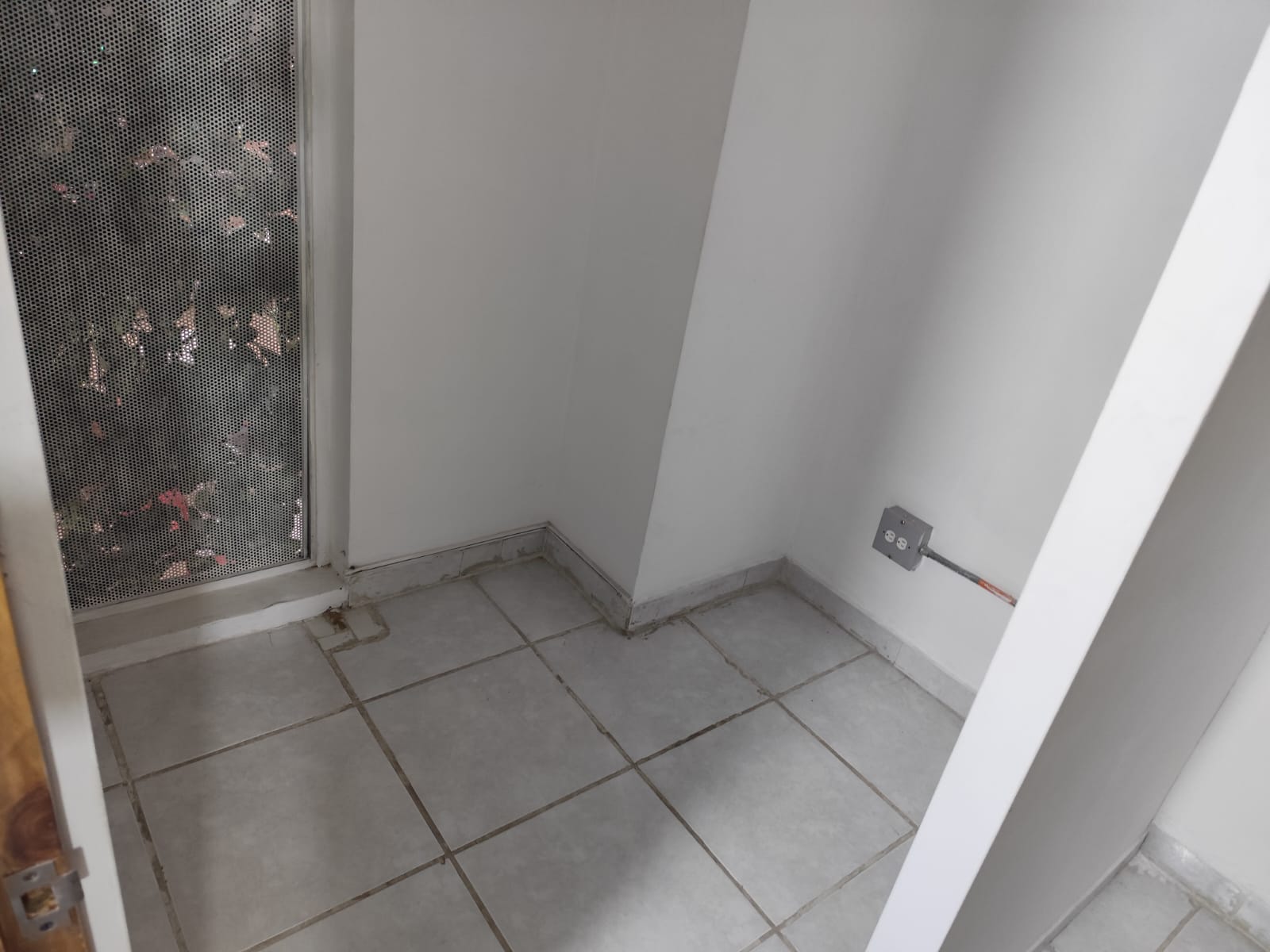 LOCAL EN ARRIENDO EN LAURELES ESTADIO COD 9093 - Foto 12
