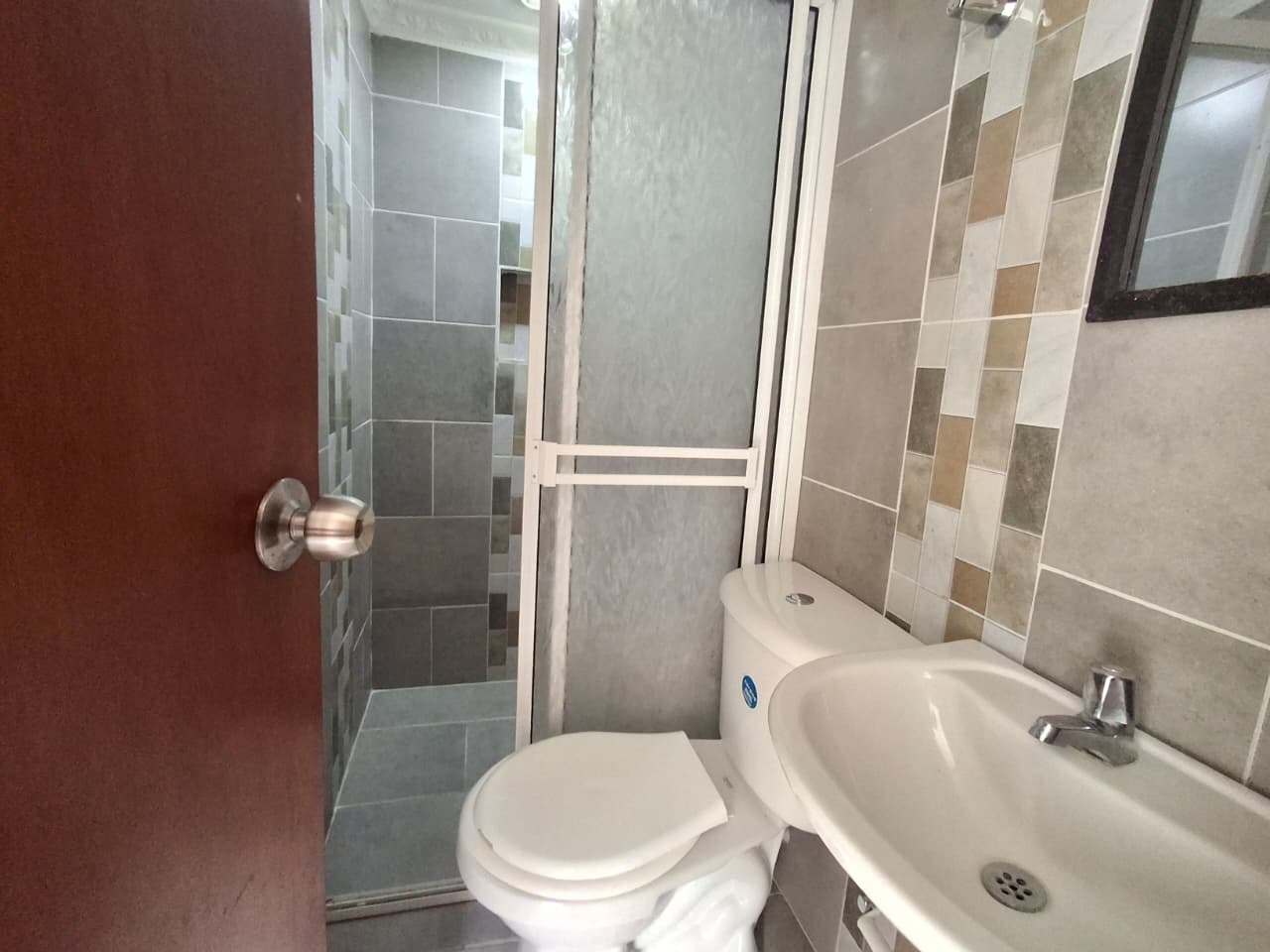 APARTAMENTO EN ARRIENDO EN MEDELLIN COD 10874 - Foto 13