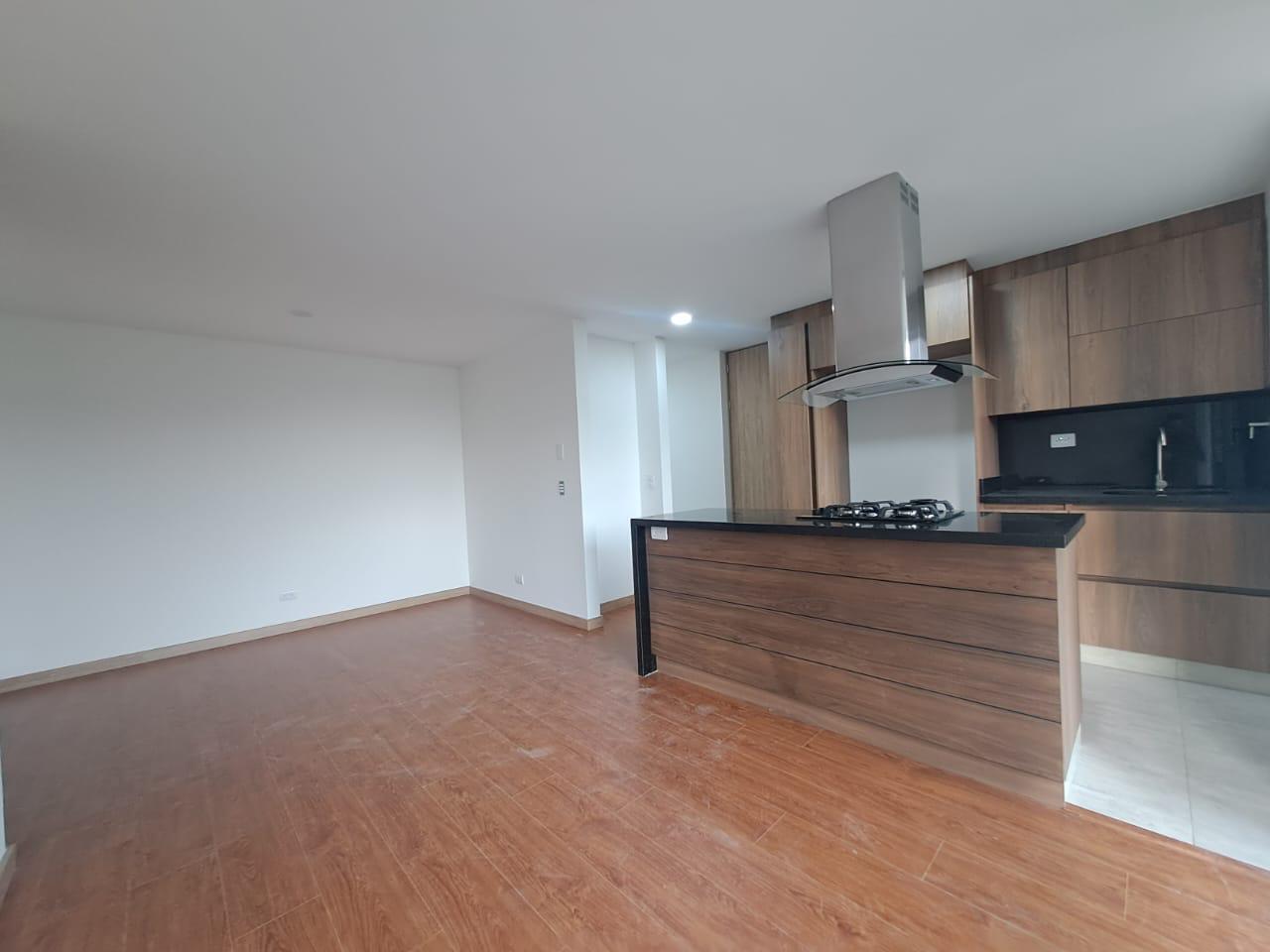 APARTAMENTO EN ARRIENDO EN ITAGUI COD  10683 - Foto 3