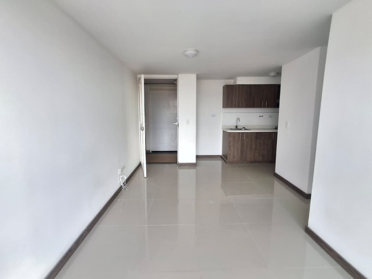 APARTAMENTO EN ARRIENDO EN SABANETA COD 10792 - Foto 9