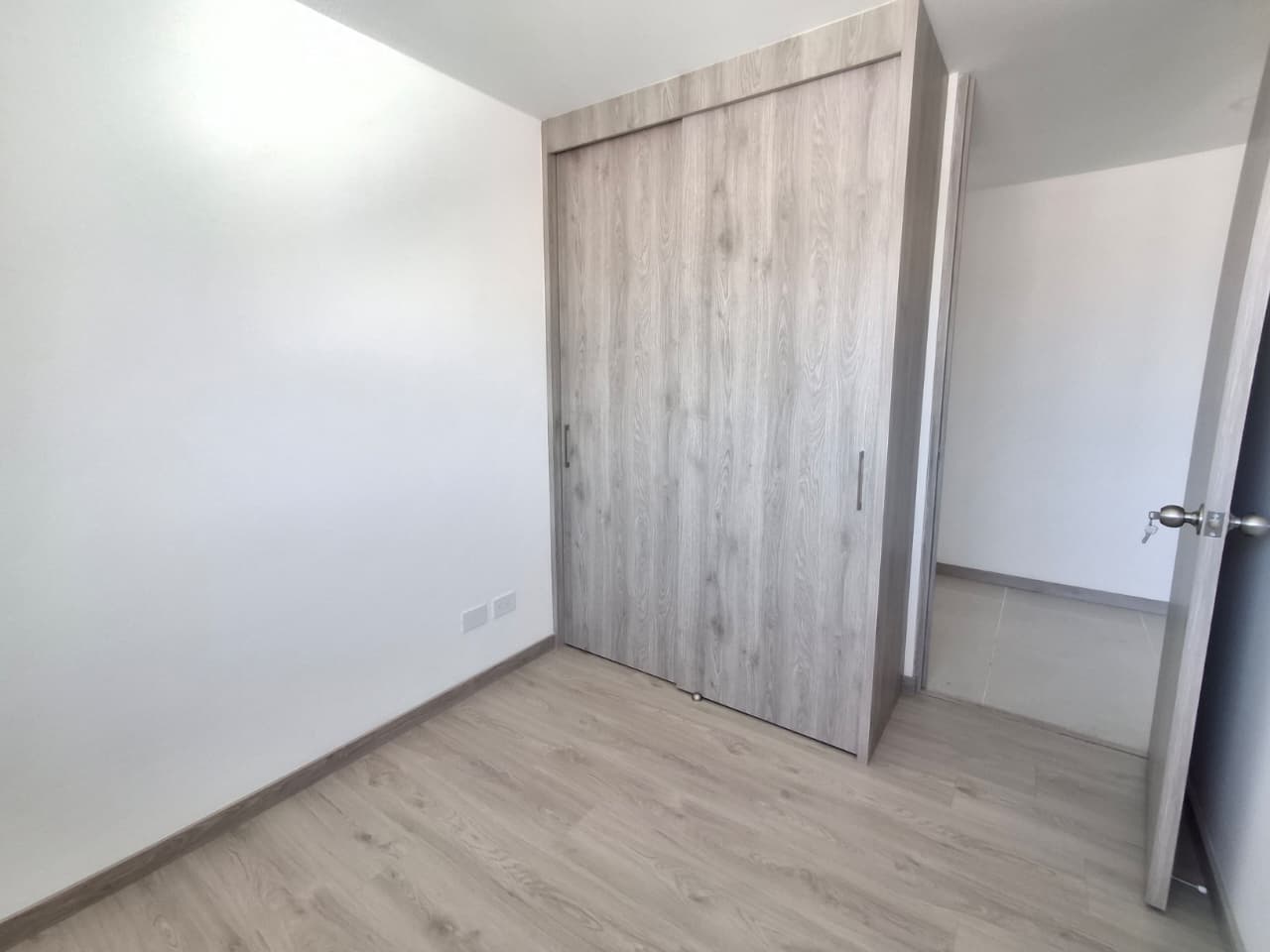 APARTAMENTO EN VENTA EN ITAGUI COD 10799 - Foto 5