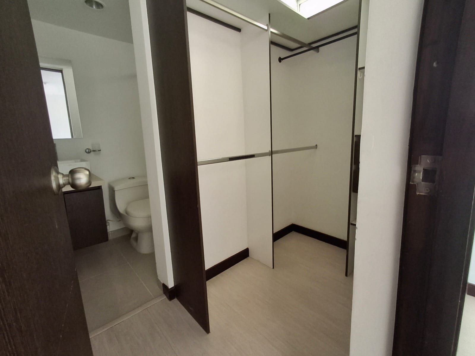 APARTAMENTO EN ARRIENDO EN SABANETA COD 10714 - Foto 5