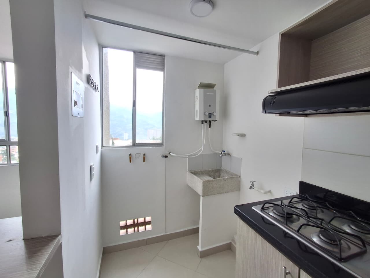 APARTAMENTO EN ARRIENDO SAN ANTONIO DE PRADO COD 10915 - Foto 6