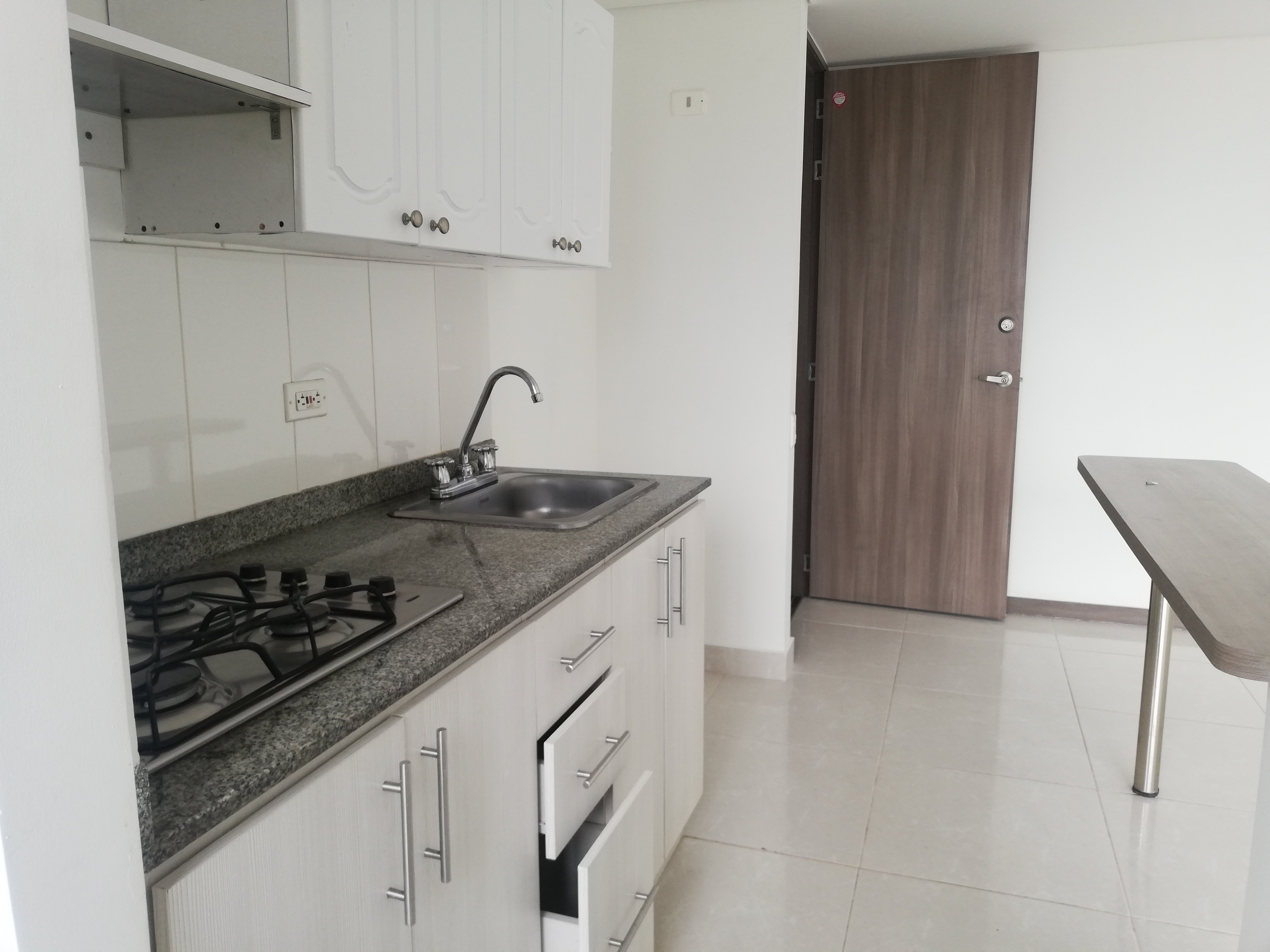 APARTAMENTO EN VENTA EN SABANETA COD 6298 - Foto 3