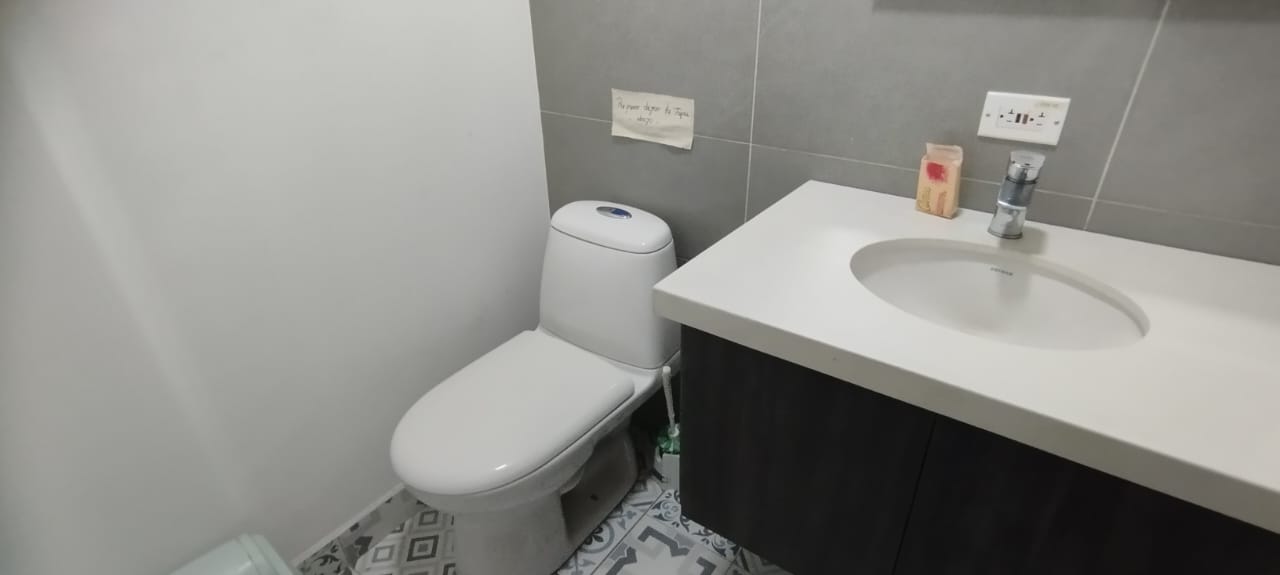 OFICINA EN ARRIENDO CENTRO COD 9755 - Foto 5