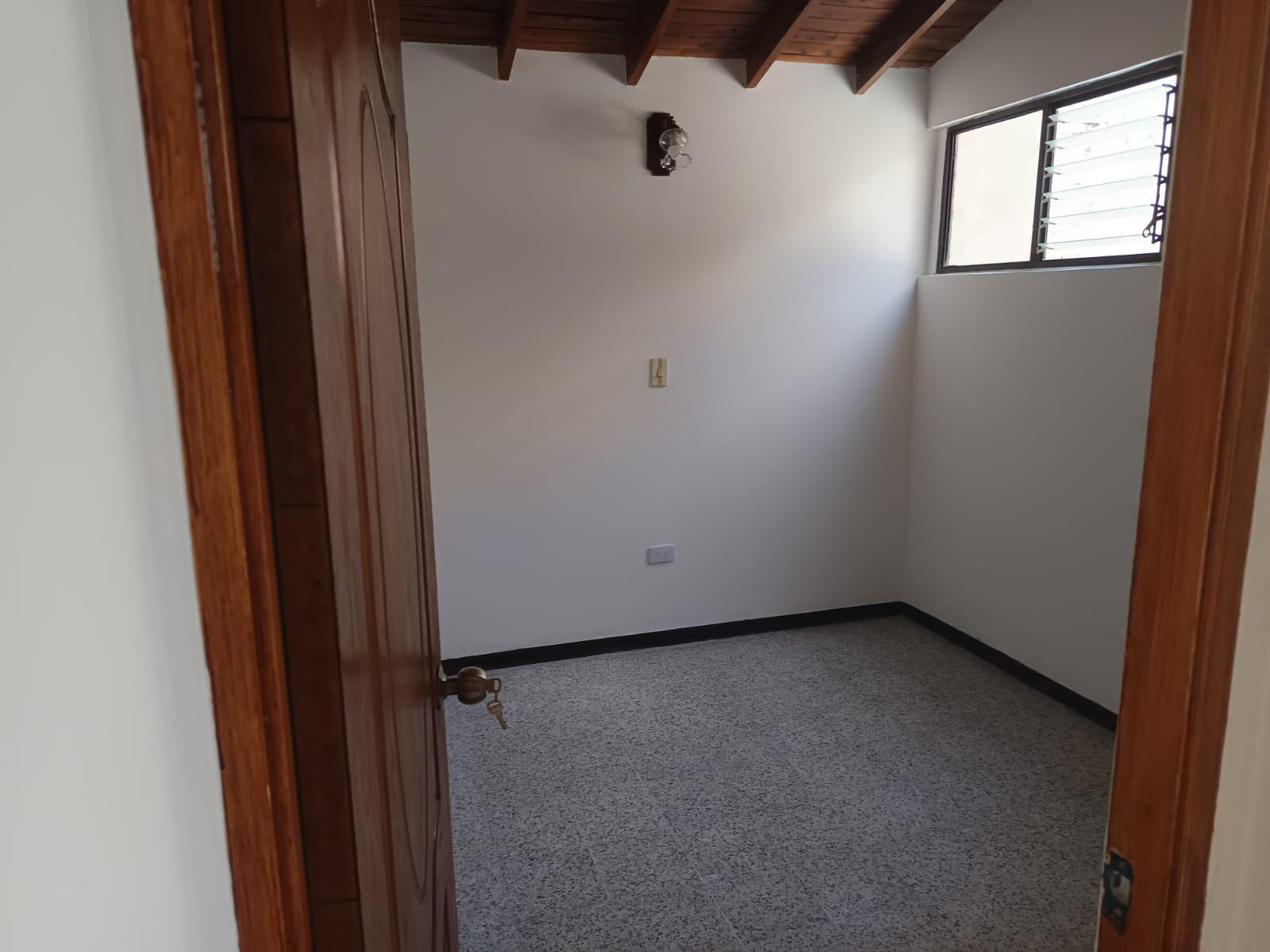 APARTAMENTO EN VENTA EN LA FLORESTA COD 10271  - Foto 15