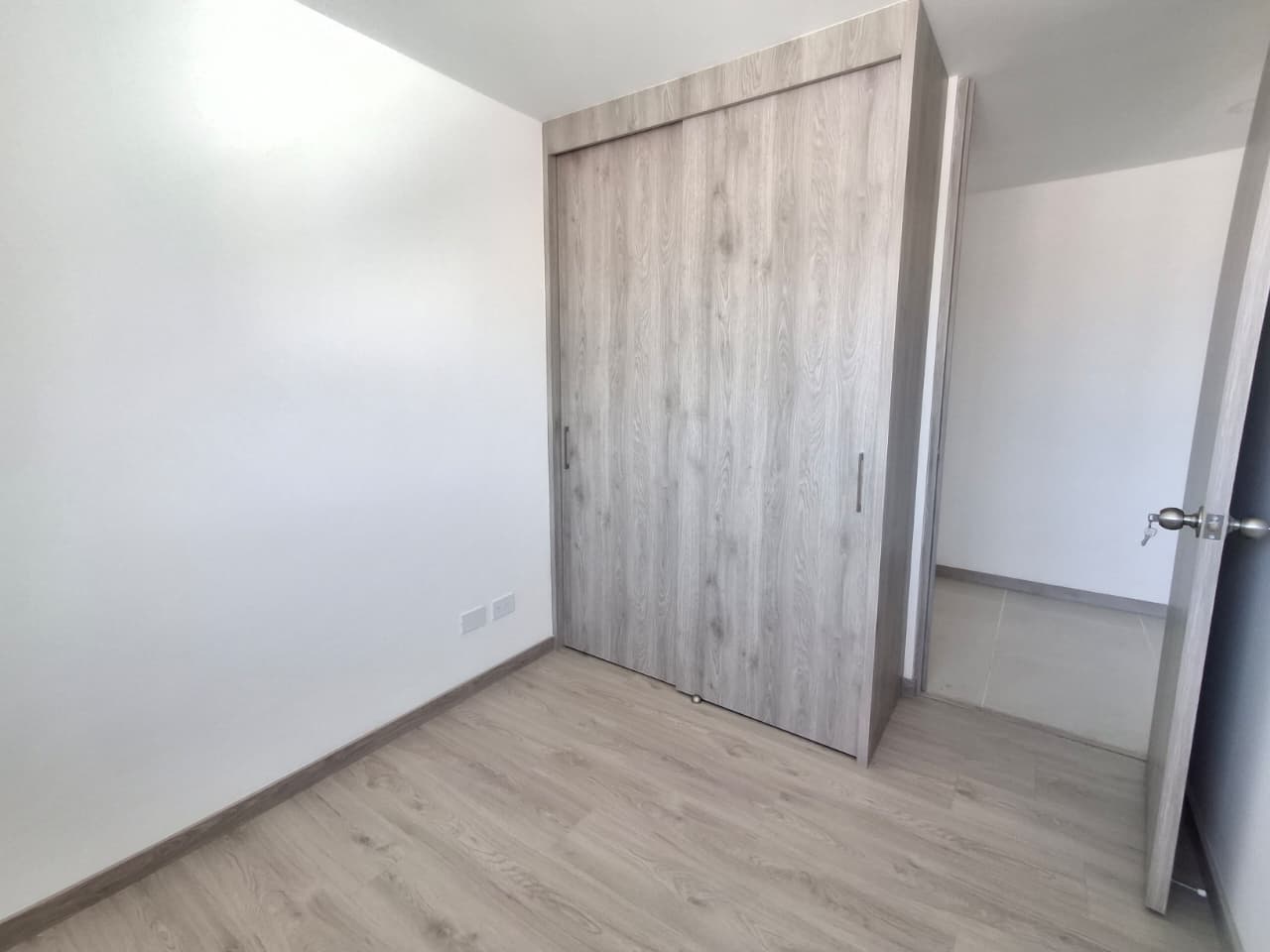 APARTAMENTO EN ARRIENDO EN SABANETA COD 10805 - Foto 7