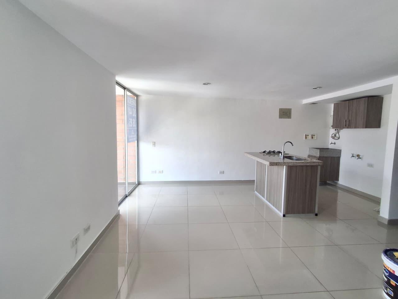 APARTAESTUDIO EN MEDELLIN COD 10840 - Foto 3
