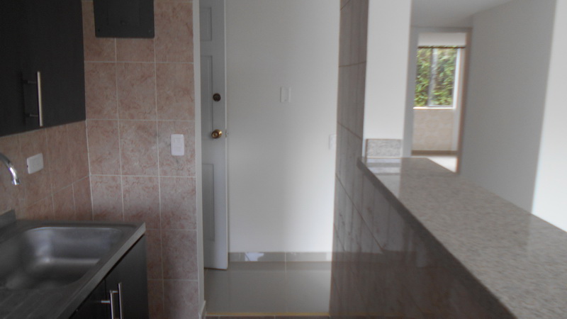 APARTAMENTO EN ARRIENDO LA MILAGROSA CÓDIGO 3440 - Foto 4