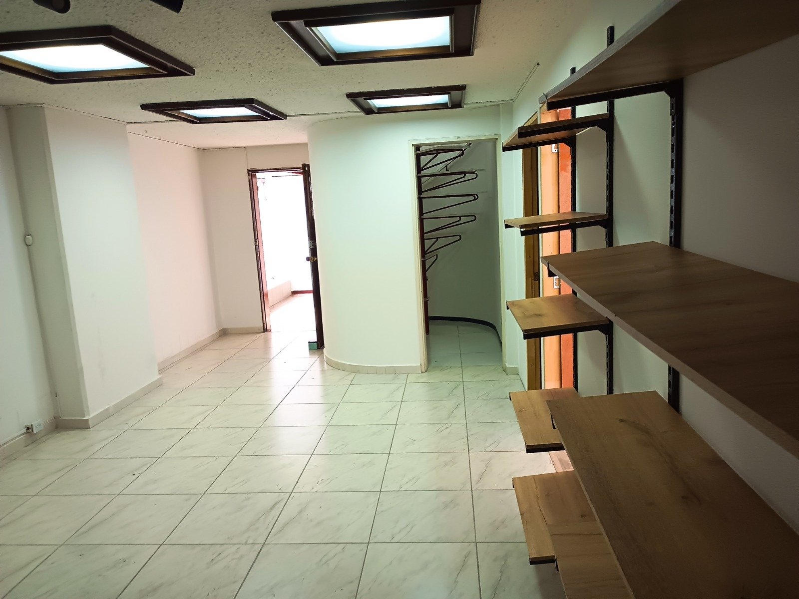 OFICINAS EN VENTA CENTRO COD 8184