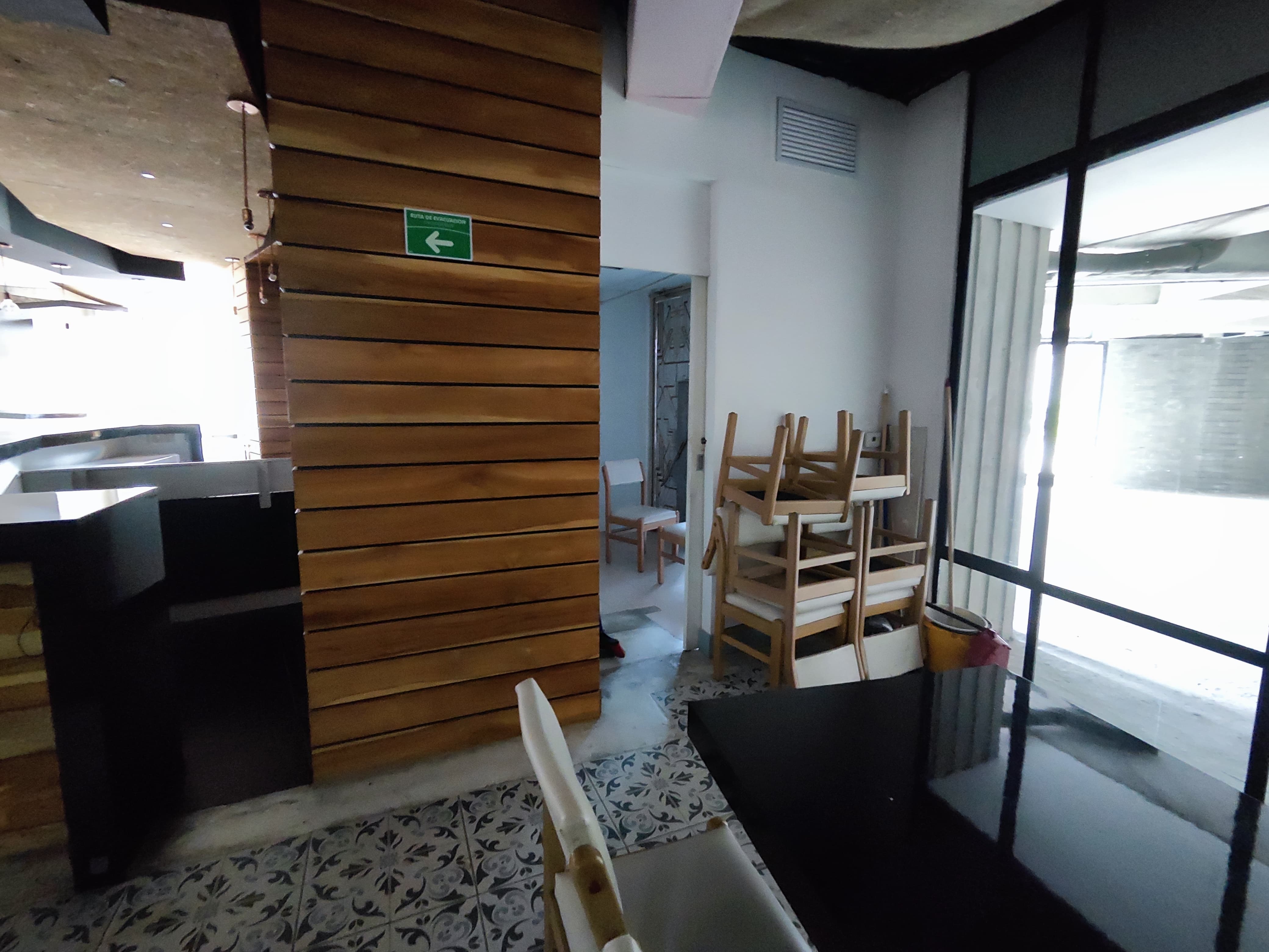 LOCAL EN ARRIENDO EN MEDELLIN COD 9423 - Foto 2