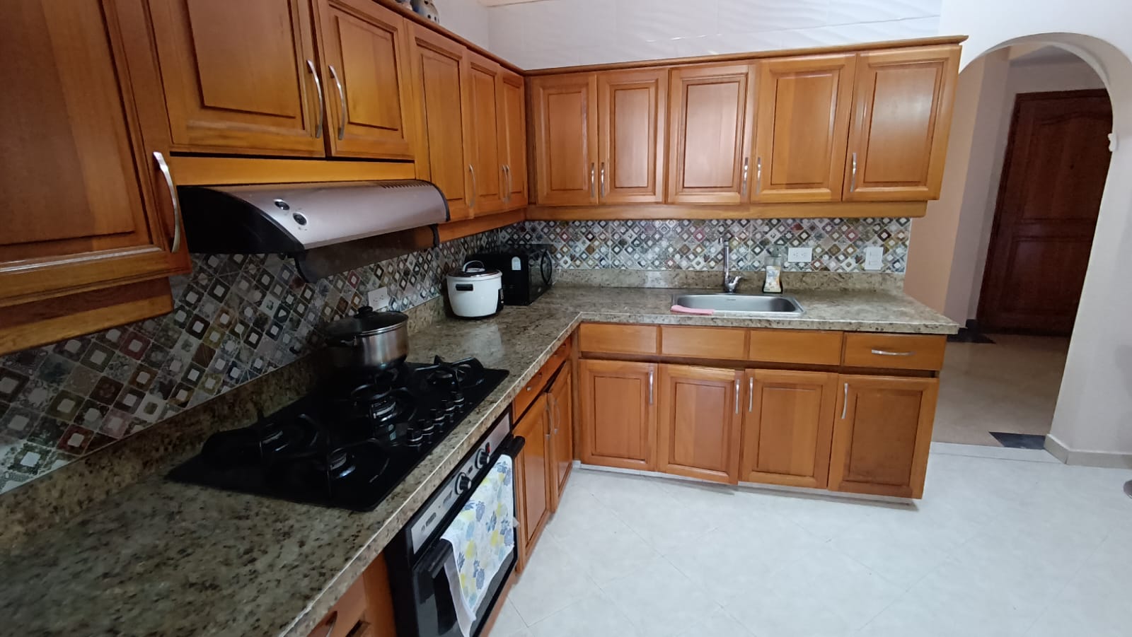 APARTAMENTO EN VENTA EN LAURELES LA CASTELLANA COD 9708 - Foto 2