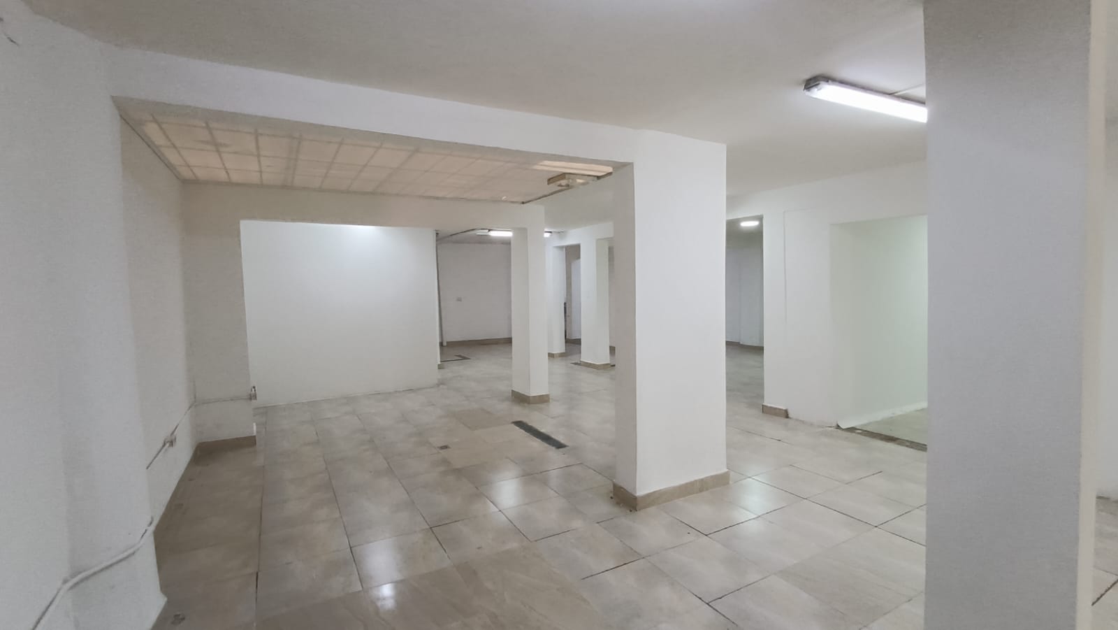 LOCAL EN ARRIENDO EN BELEN SAN BERNARDO  COD 9764 - Foto 2