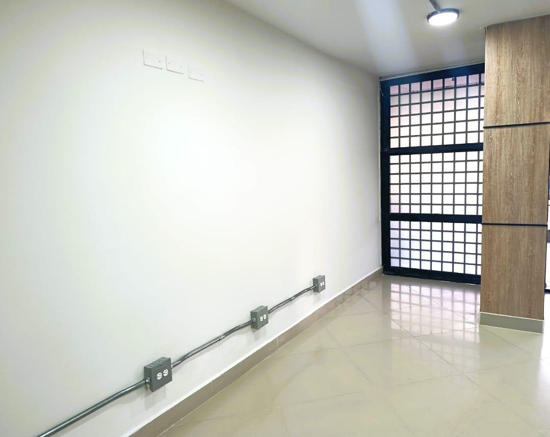 OFICINA EN ARRIENDO LAURELES COD 9918 - Foto 4