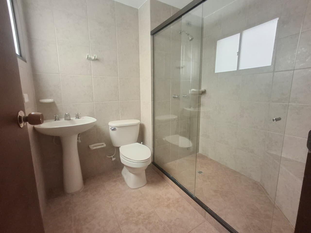OFICINA EN ARRIENDO EN SABANETA COD 10411 - Foto 6