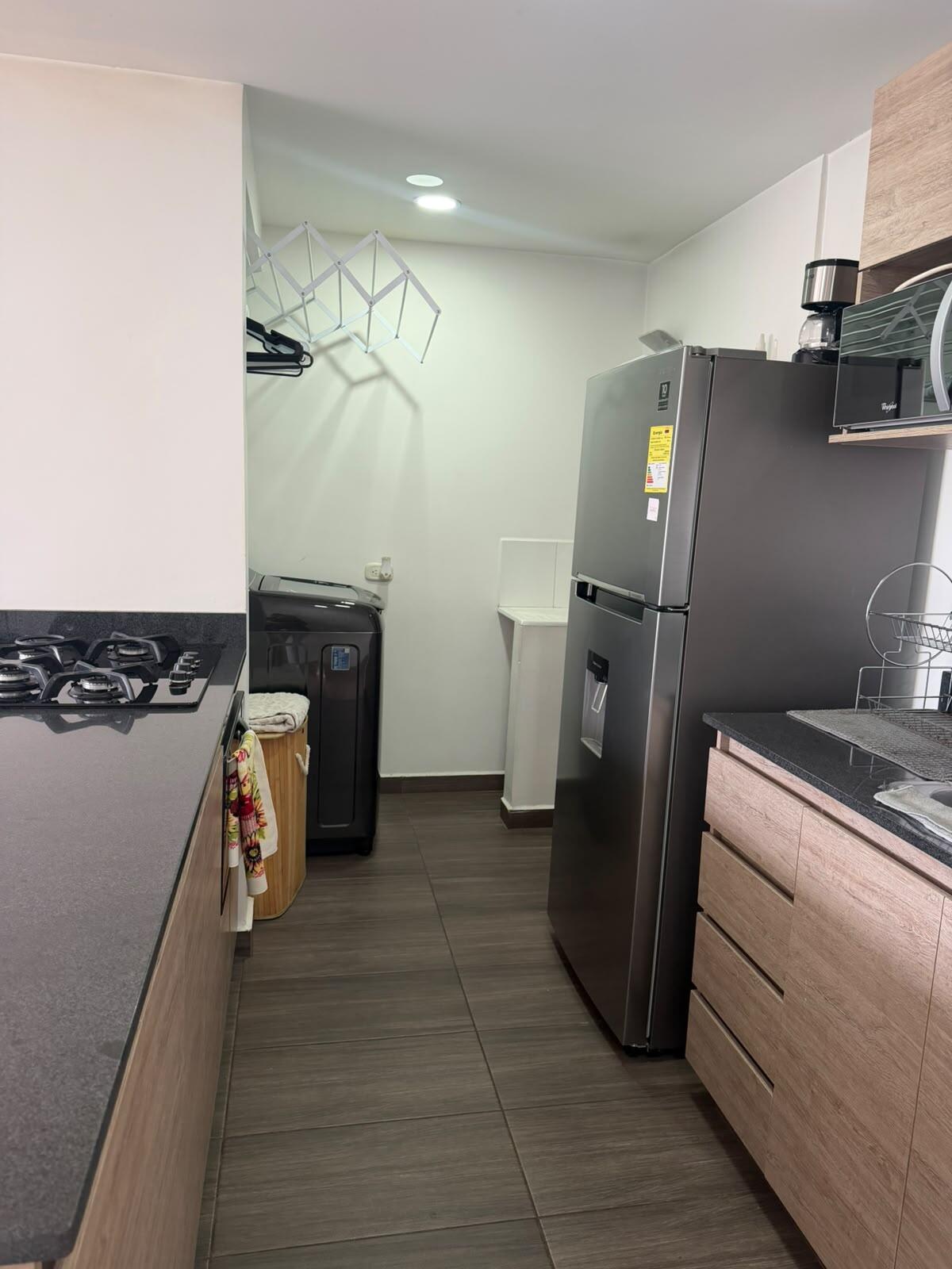 APARTAMENTO EN ARRIENDO EN SABANETA COD 10769 - Foto 2