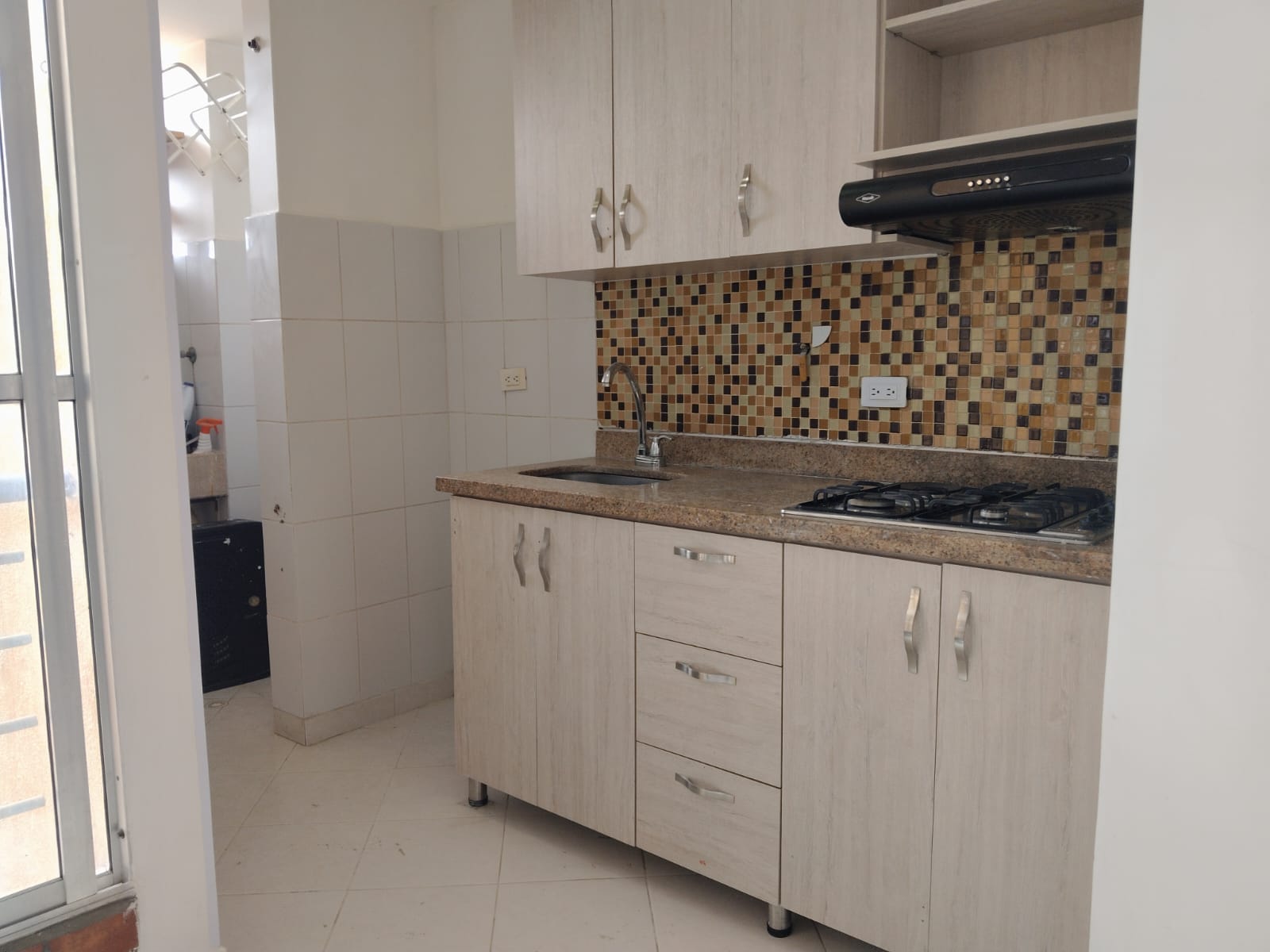 APARTAMENTO EN ARRIENDO EN BOSTON COD 10803  - Foto 2