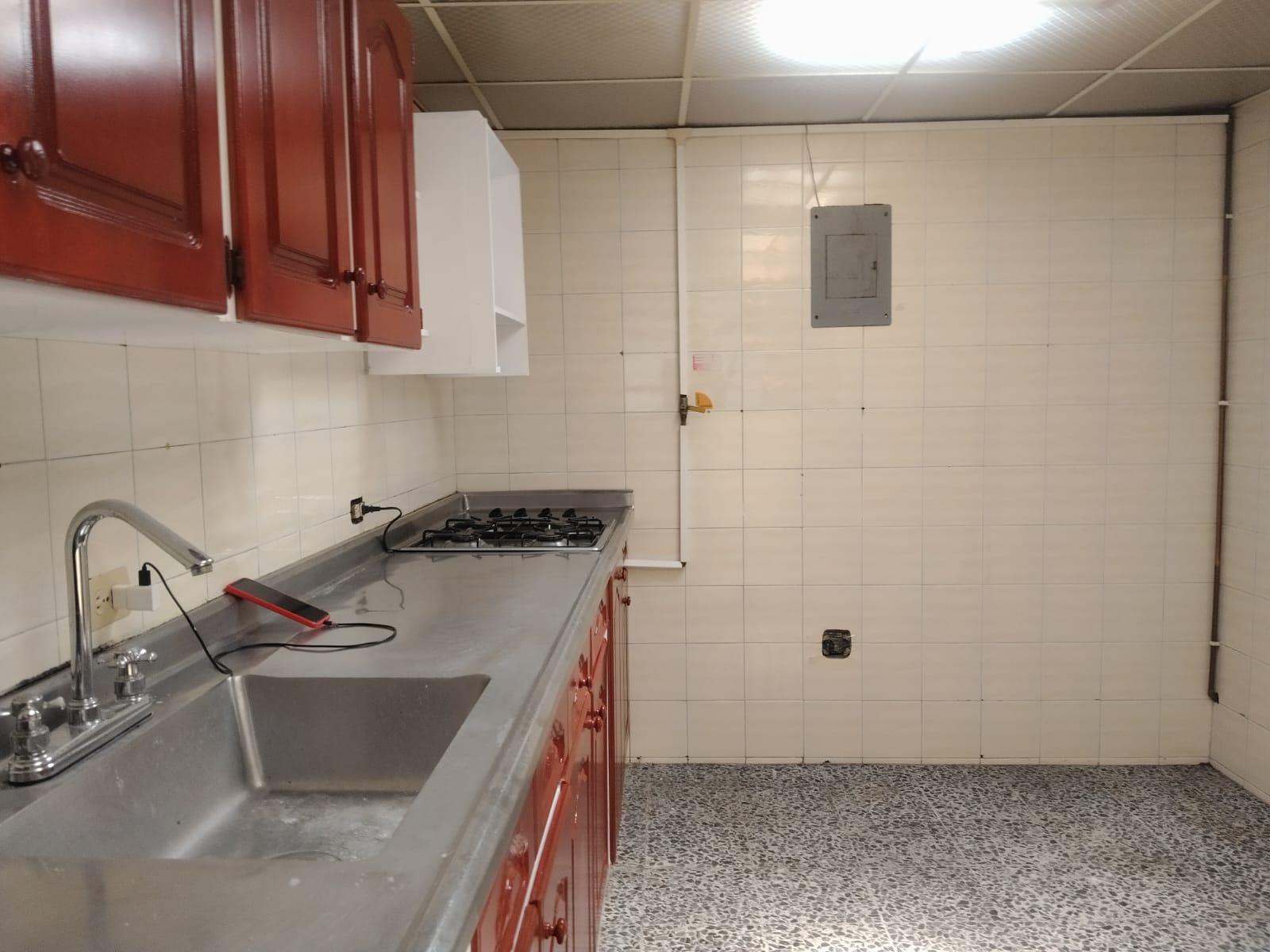 APARTAMENTO EN ARRIENDO EN ENCISO COD  10829  - Foto 2