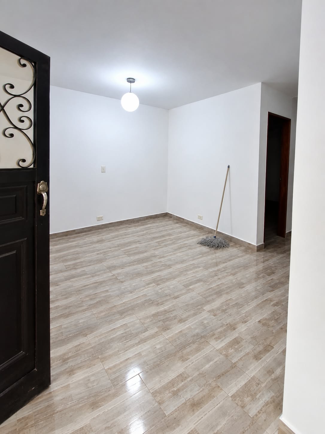 APARTAMENTO EN ARRIENDO EN PRADO COD  10850  - Foto 2