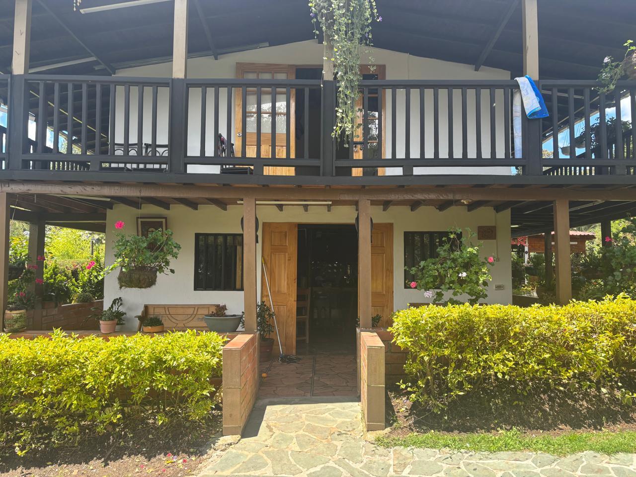 FINCA EN VENTA EN GUARNE COD 9909