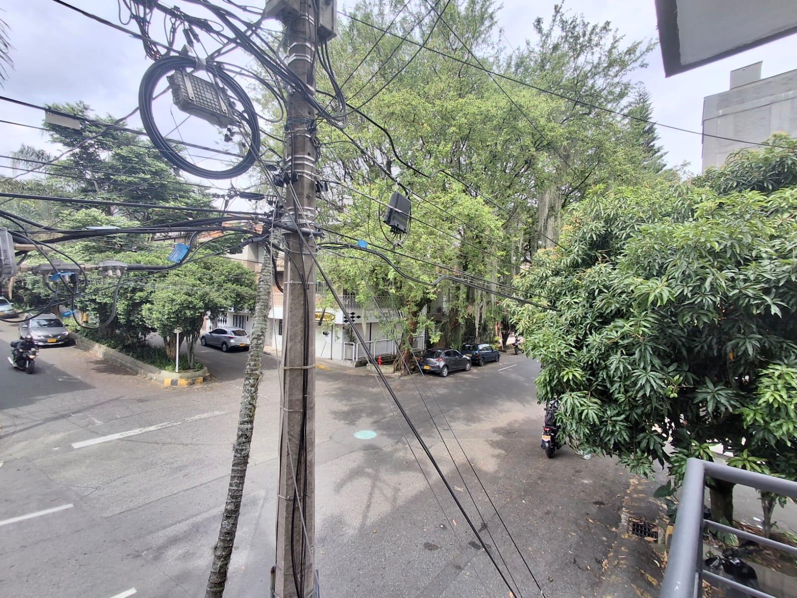 OFICINA EN ARRIENDO EN ENVIGADO COD 10630 - Foto 6