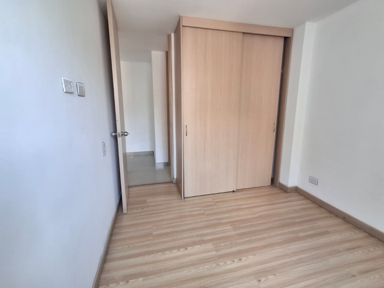 APARTAMENTO EN ARRIENDO EN SABANETA COD 10723 - Foto 7