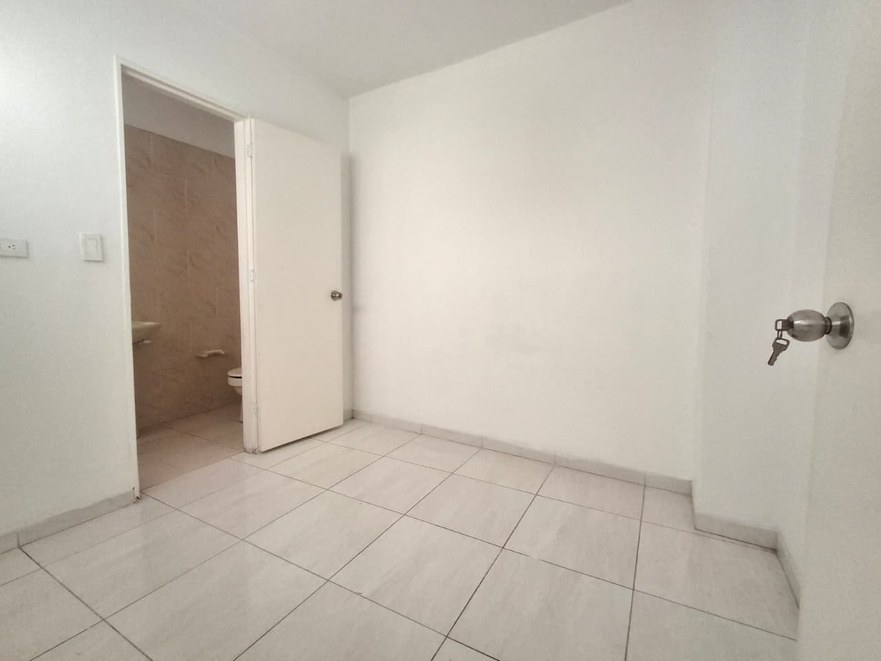 CASA EN ARRIENDO EN ITAGUI COD 10766 - Foto 7