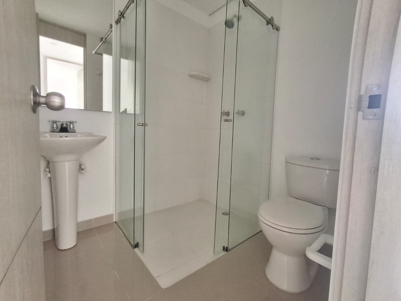 APARTAMENTO EN ARRIENDO EN SABANETA COD 10790 - Foto 8