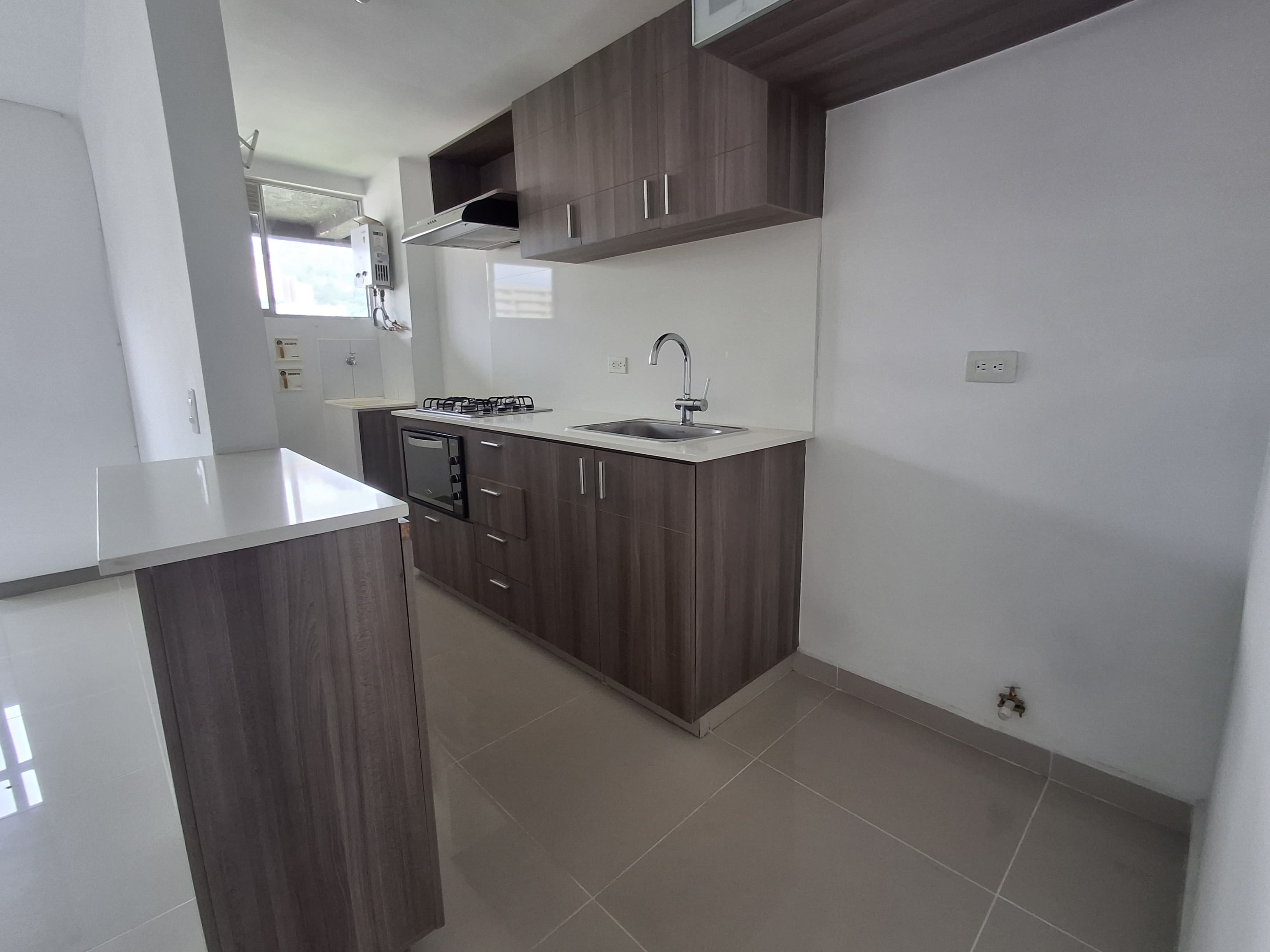 APARTAMENTO EN ARRIENDO EN SABANETA COD 9777