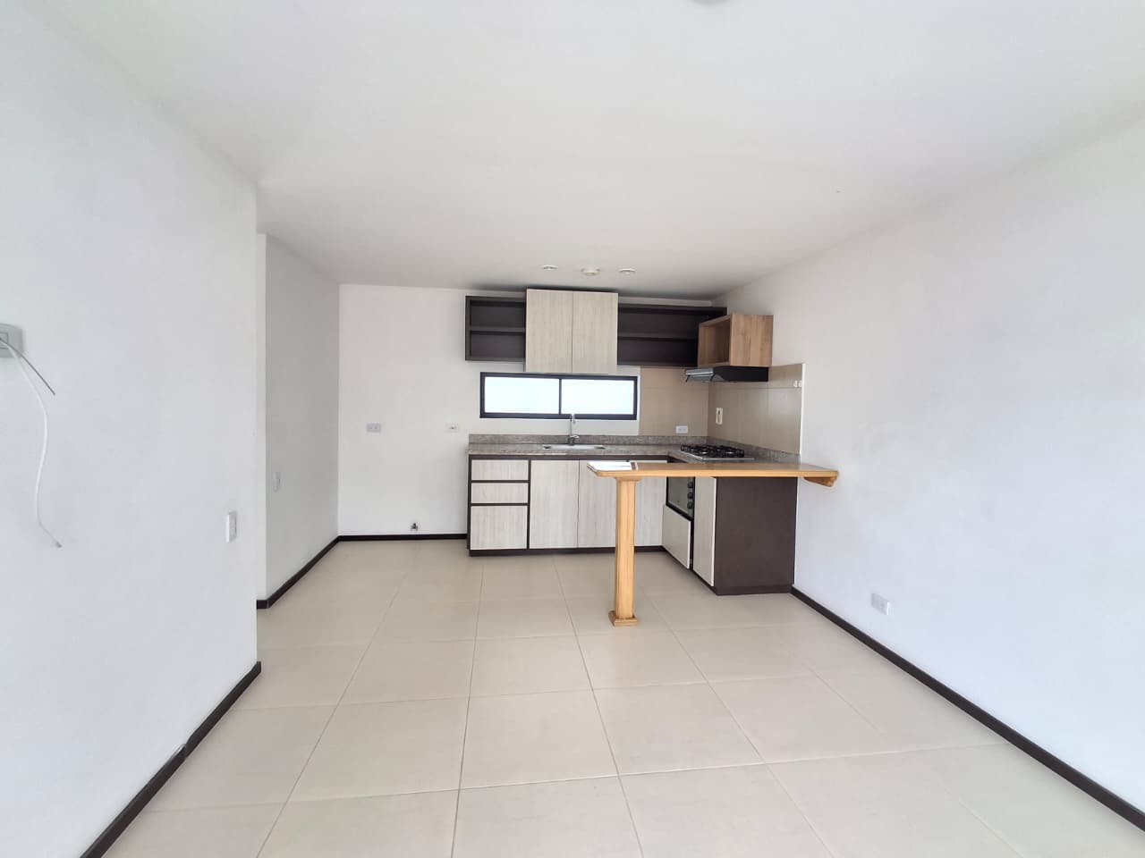 APARTAMENTO EN ARRIENDO EN SABANETA COD 10765 - Foto 1